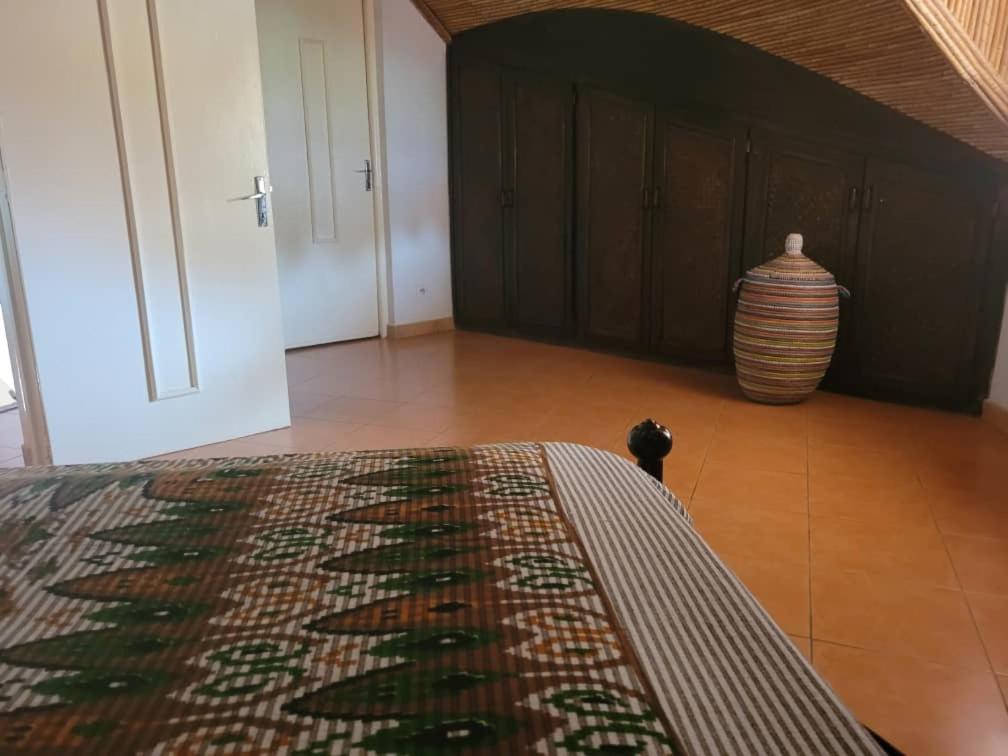 Villa Bord De Mer Avec Piscine Sali Tapé Extérieur photo